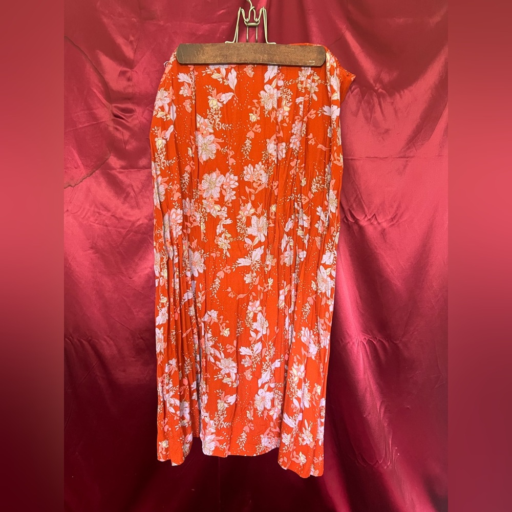 Chelsea & Theodore Orange Floral Midi Skirt with White Blossoms